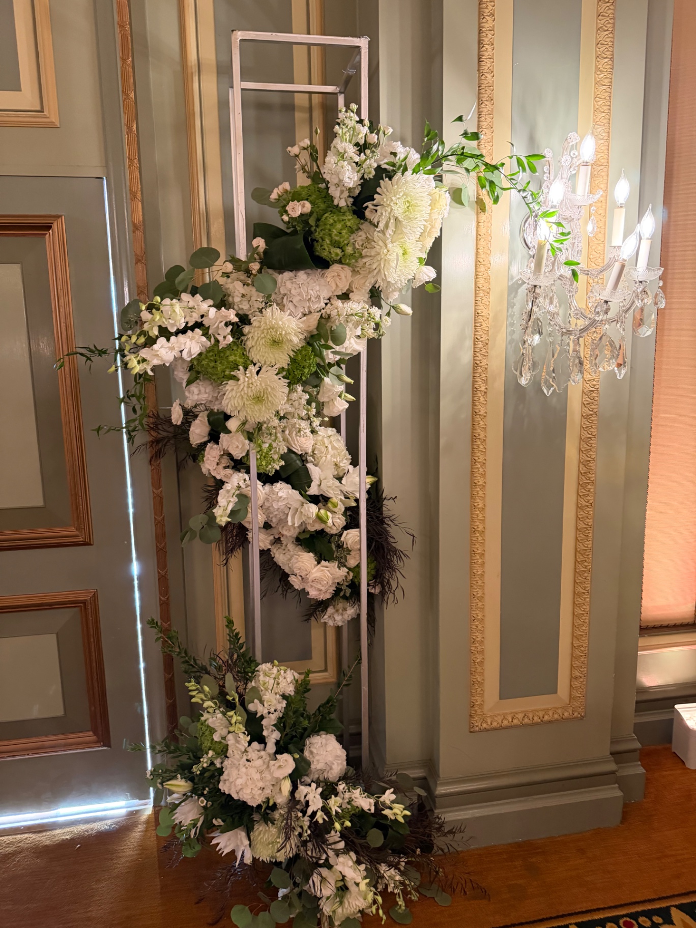 Wedding event setup in Pasadena by Blossom Logistics Co.